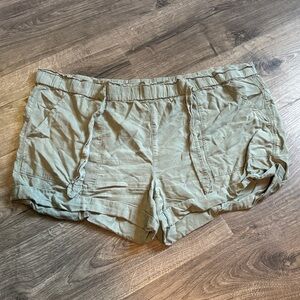 Aerie Sage Cargo Shorts for Women